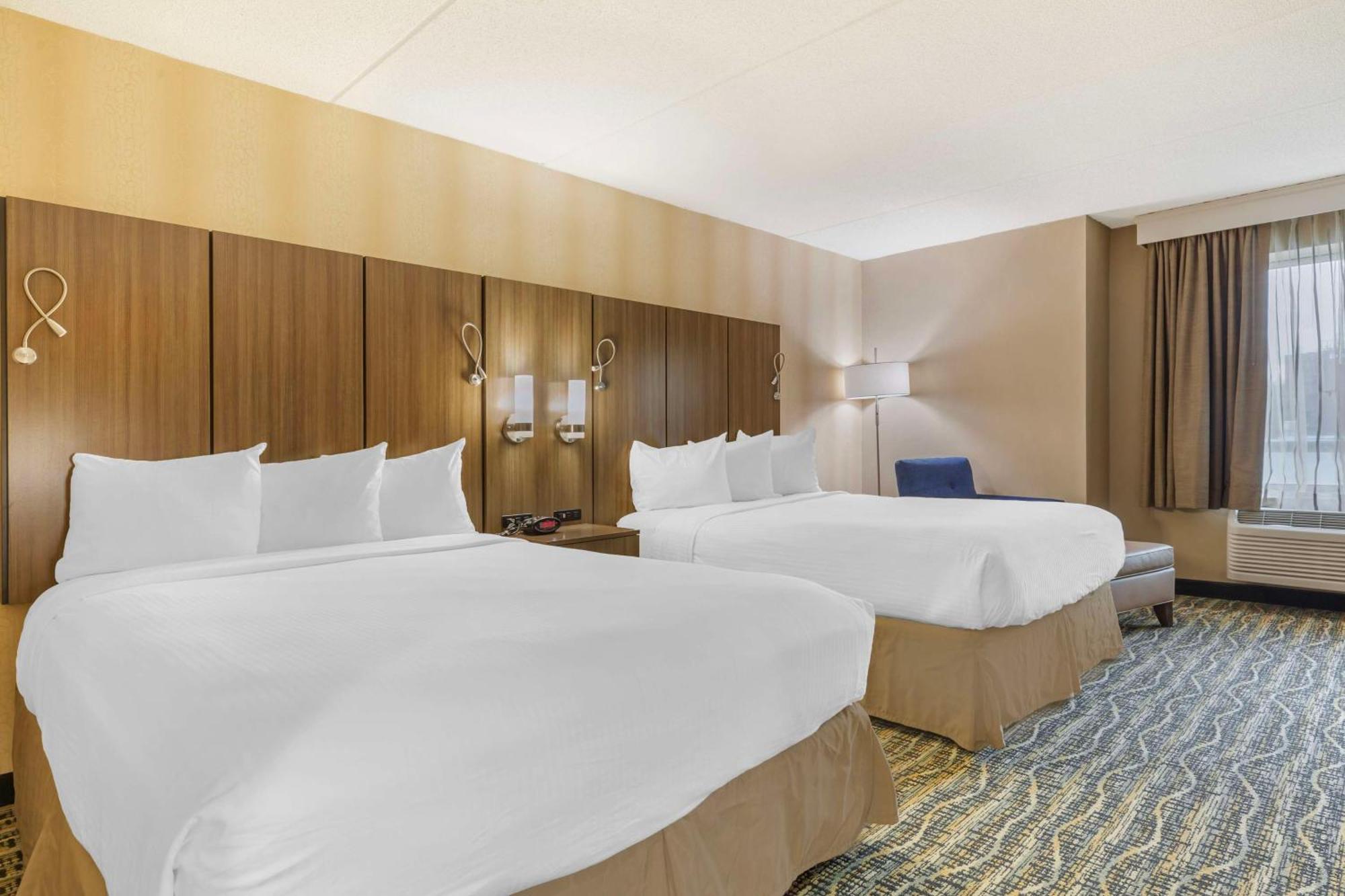 Best Western Plus New Englander Woburn Buitenkant foto