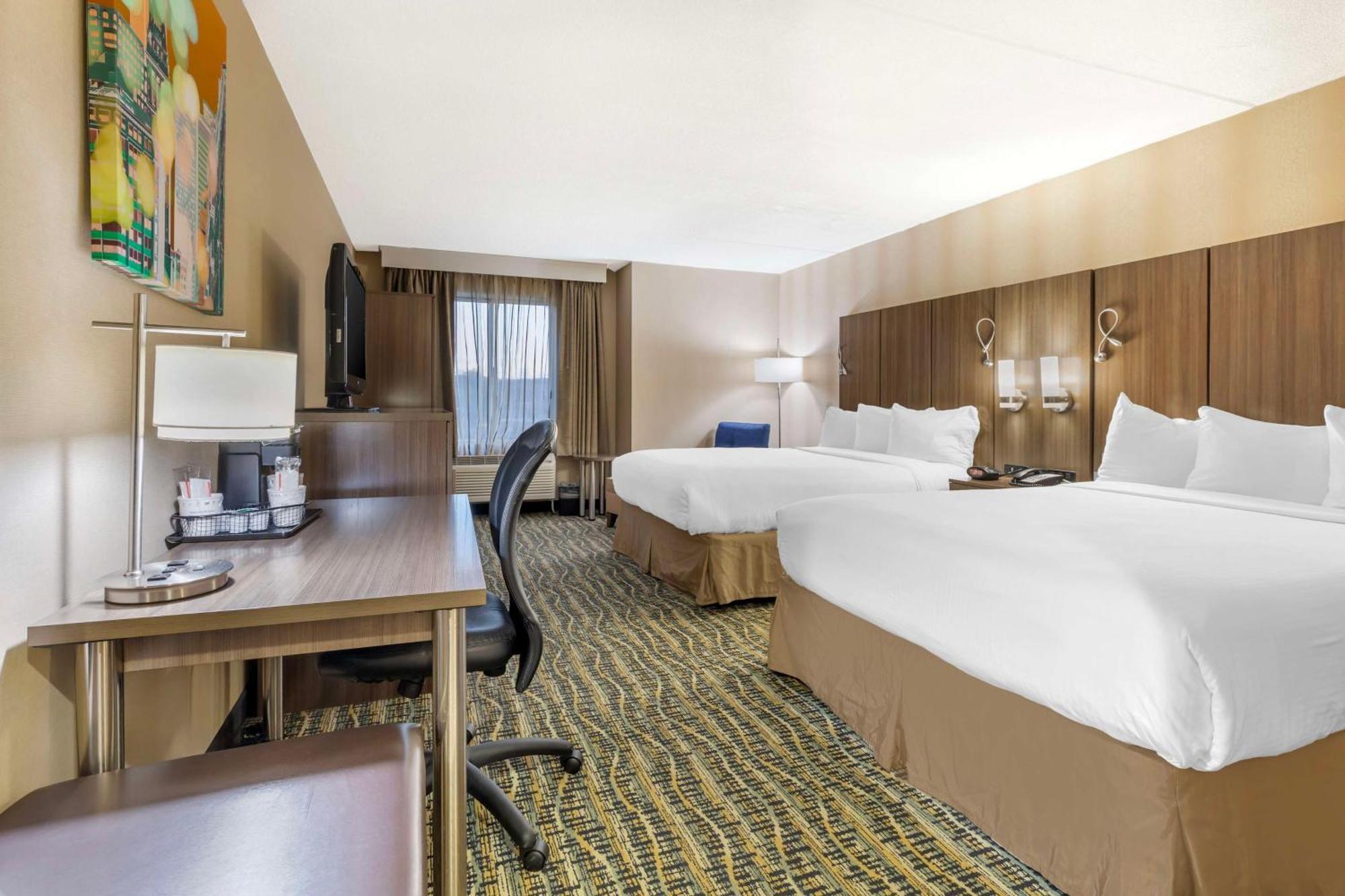 Best Western Plus New Englander Woburn Buitenkant foto