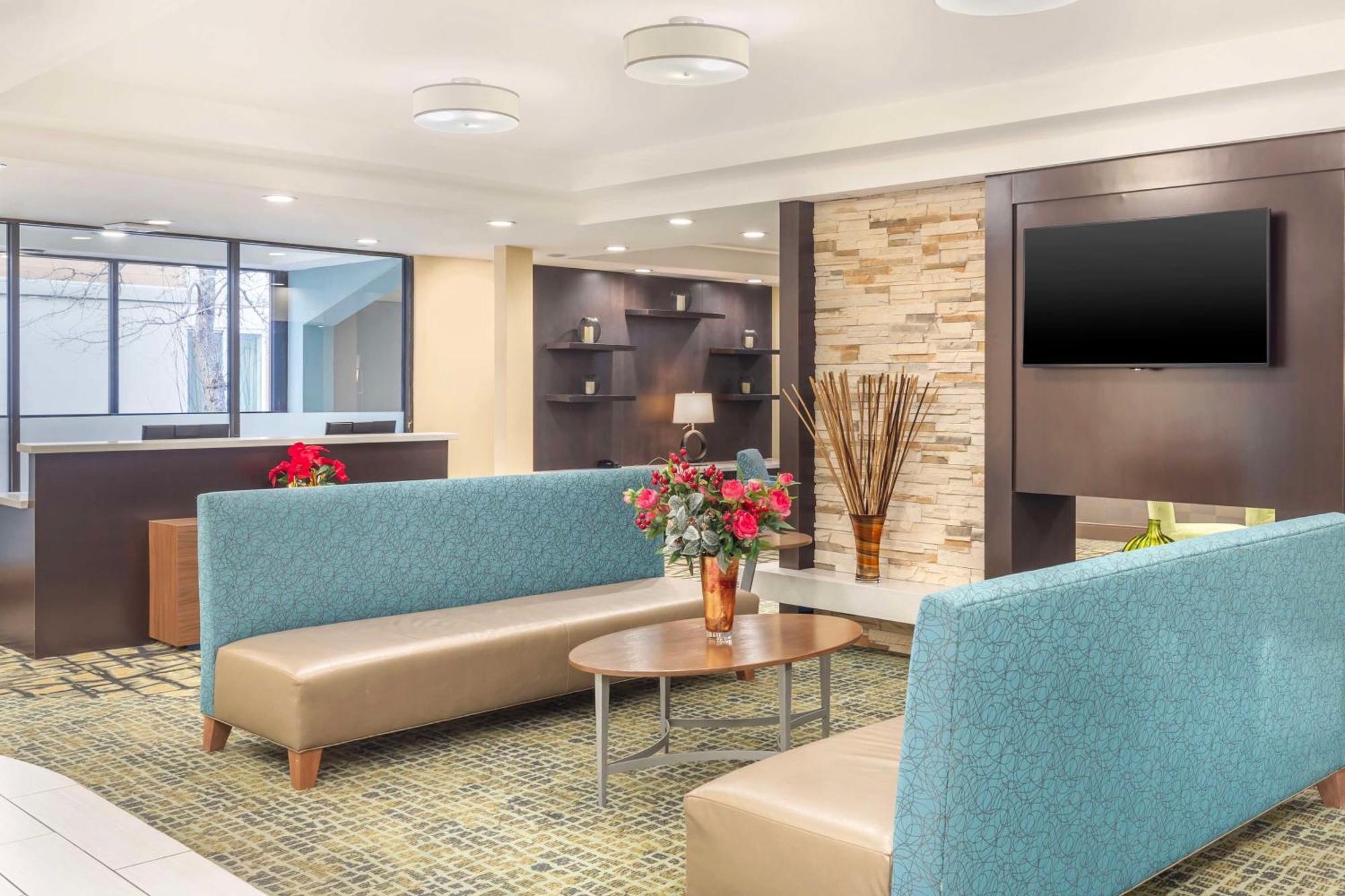 Best Western Plus New Englander Woburn Buitenkant foto