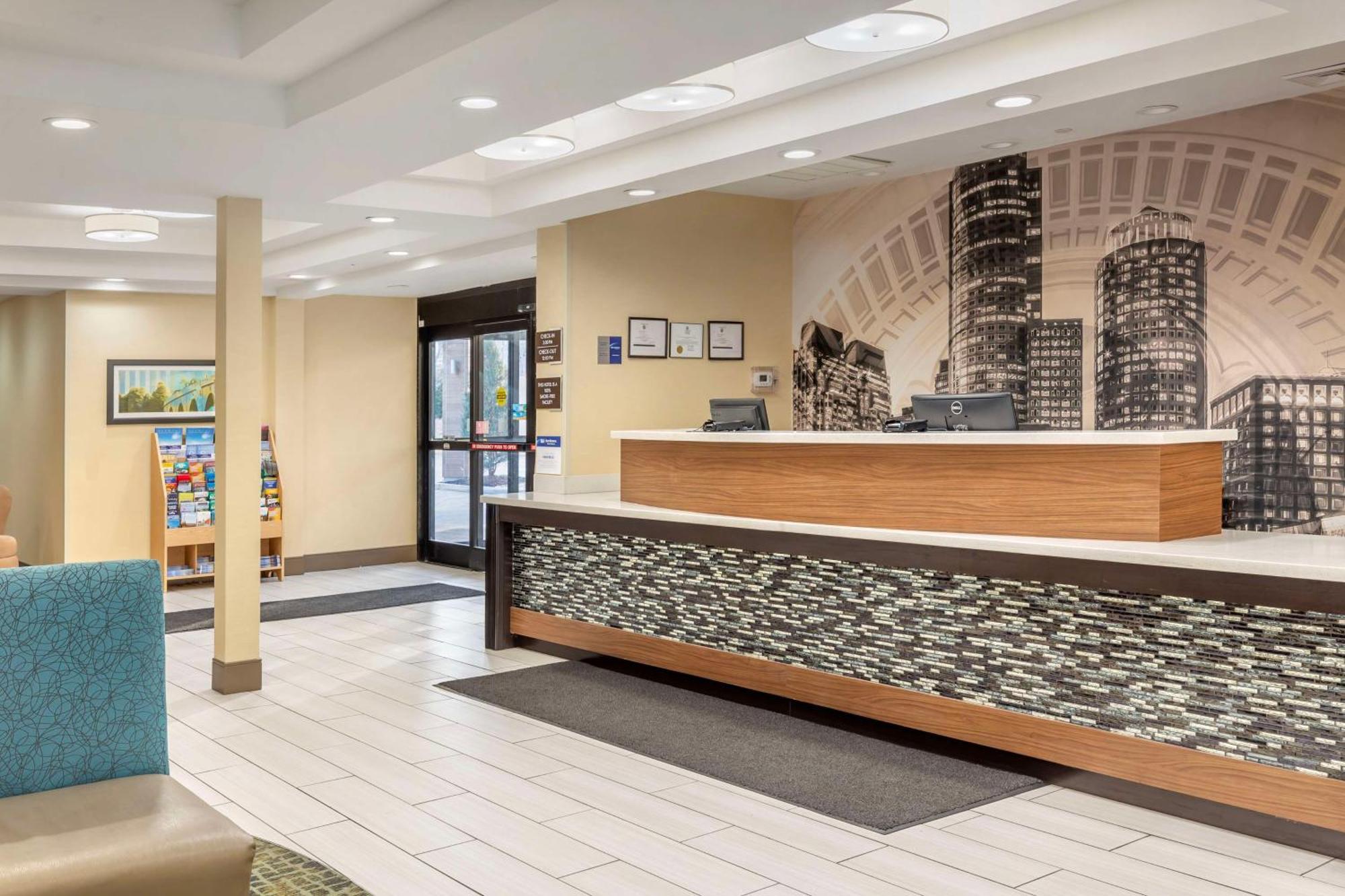 Best Western Plus New Englander Woburn Buitenkant foto
