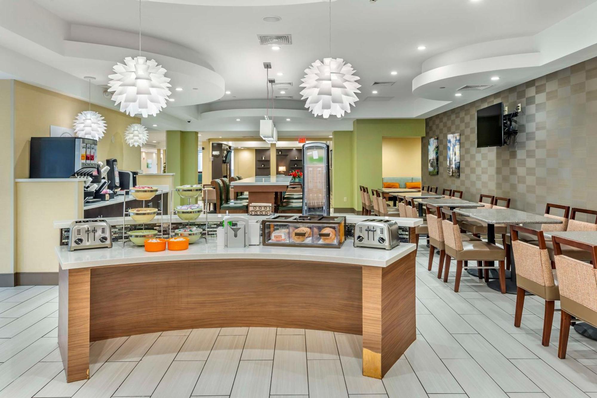 Best Western Plus New Englander Woburn Buitenkant foto